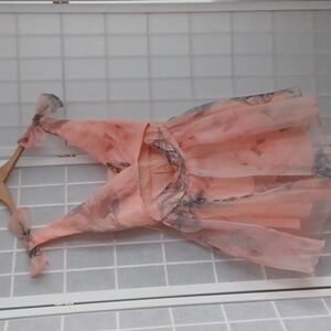 Gorgeous Klesis  Flowy Dress